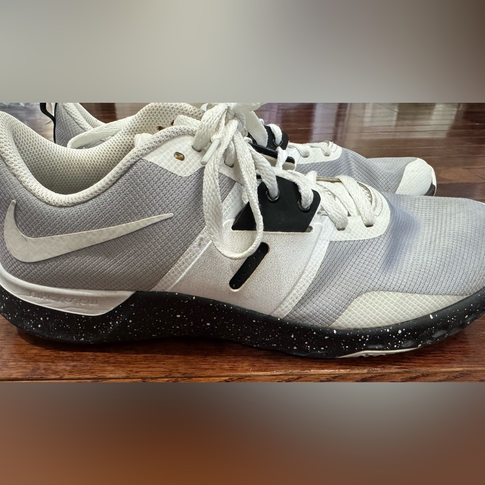 Nike Renew Retaliation TR 'Wolf Grey Black' Men’s Tennis Shoe Sneaker Size 12